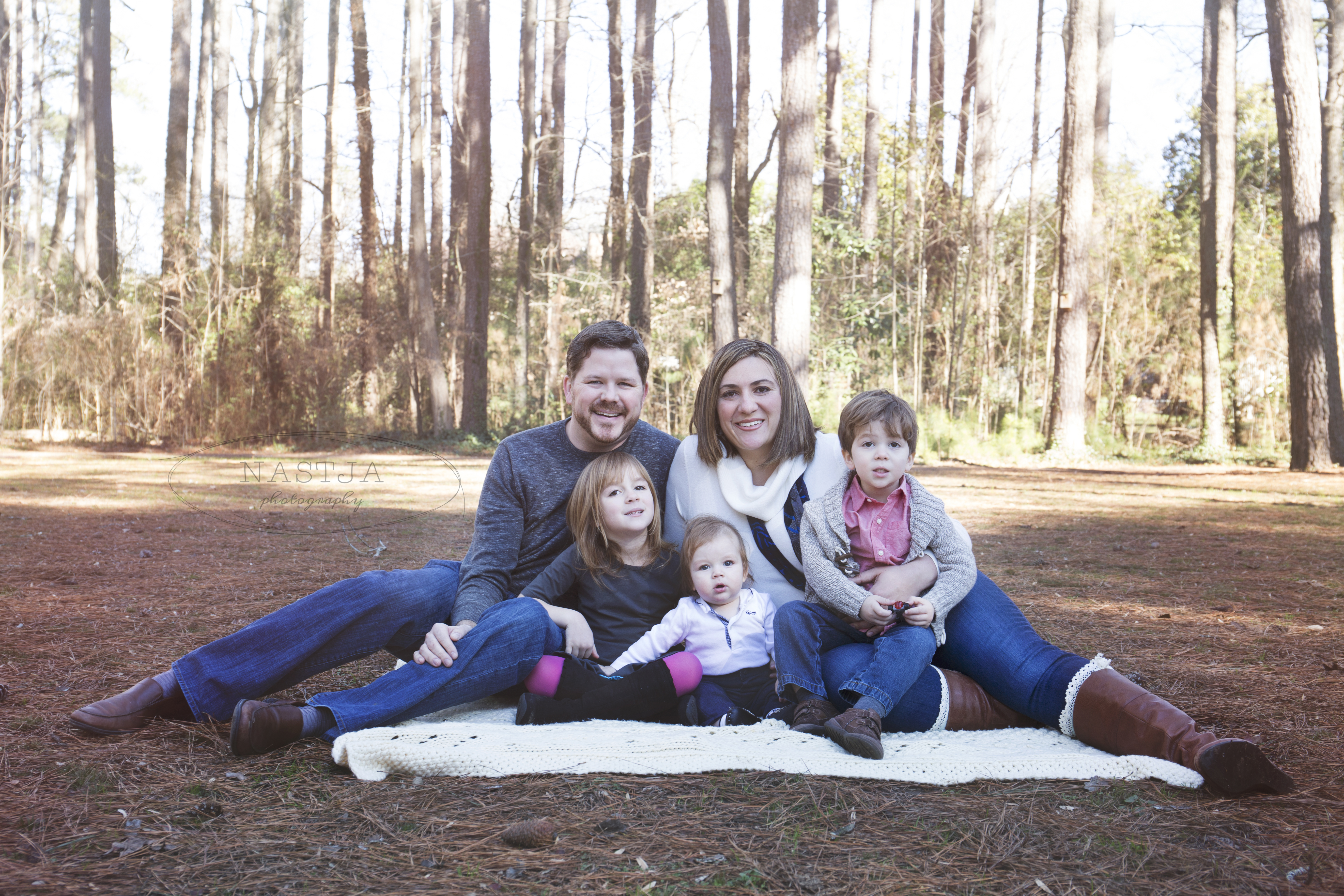 Atlanta Family Photographer- Family in the park
