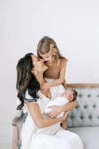 atlanta baby photographer, sibling and newborn poses, sibling and newborn posing, atlanta newborn photographer, Alpharetta newborn photographer