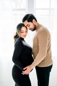 modern maternity portraits atlanta black dress
