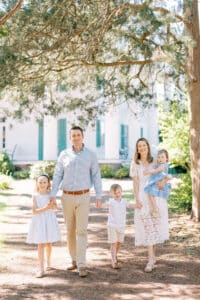 what to wear for spring family photos