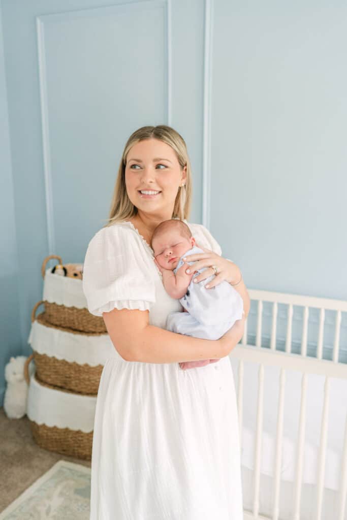 newborn photographer in atlanta, atlanta baby phtoographer, classic nursery decor, newborn photographer near me