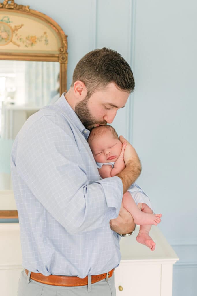 newborn photographer in atlanta, atlanta baby phtoographer, classic nursery decor, newborn photographer near me
