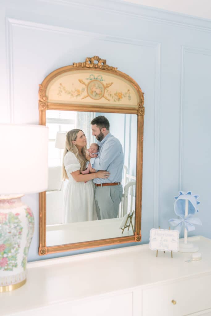 newborn photographer in atlanta, atlanta baby phtoographer, classic nursery decor, newborn photographer near me