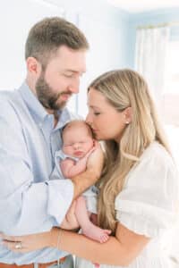 newborn photographer in atlanta, atlanta baby photographer, lifestyle newborn photos, in home newborn photos atlanta, classic nursery decor
