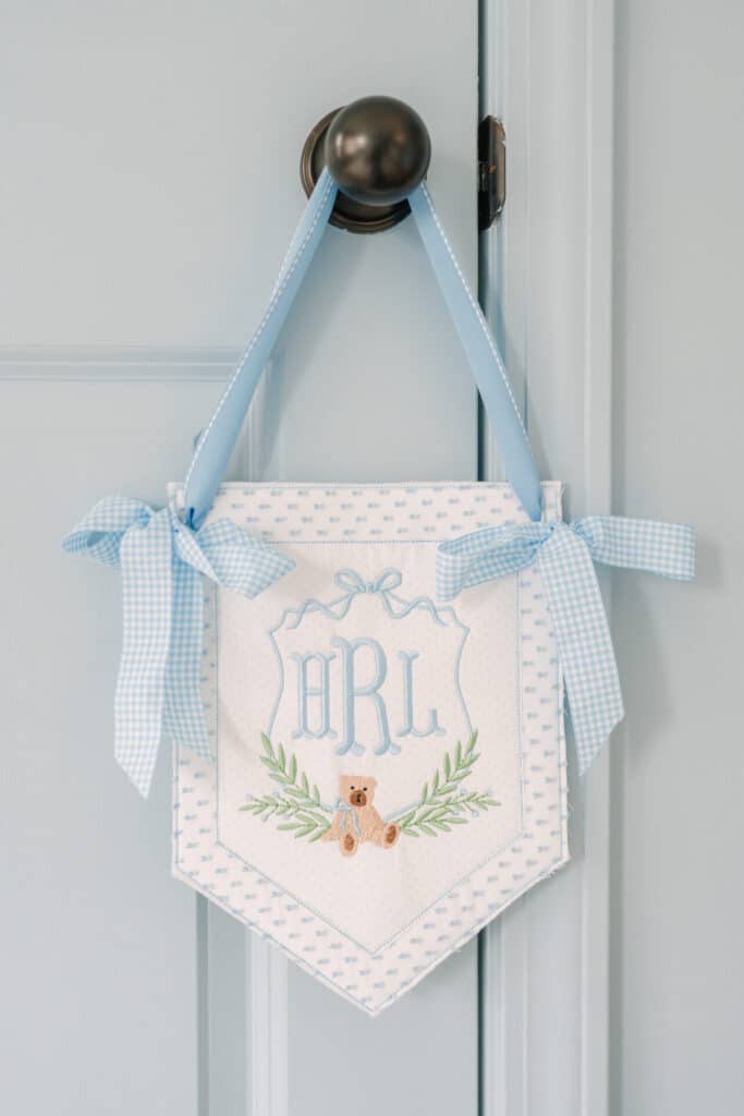 newborn photographer in atlanta, atlanta baby phtoographer, classic nursery decor, newborn photographer near me